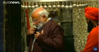 فيديو.. رئيس وزراء الهند يؤدى طقسا دينيا بعد انتهاء الانتخابات