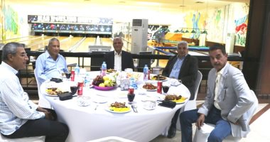 صور.. محافظة جنوب سيناء تنظم مائدة إفطار لعمال نظافة بمدينة شرم الشيخ 