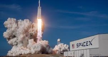 شركة SpaceX تطلق معزز فالكون 9 وتحقق رقما قياسيا جديدا