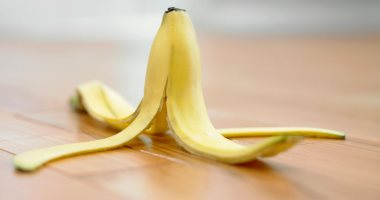 بلاش ترميه.. 5 استخدامات مذهلة لقشر الموز