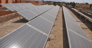 تشغيل المبانى الإدارية بالطاقة الشمسية وبيع الفائض ببلاط الوادى الجديد