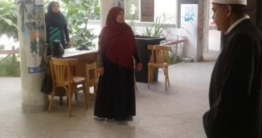 رئيس منطقة الإسكندرية الأزهرية يتفقد لجان امتحانات لجان الثانوية