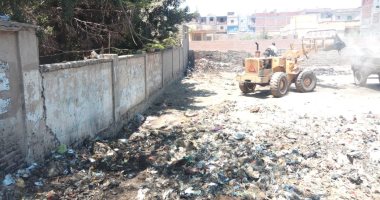 استجابة لـ"اليوم السابع".. حملة مكبرة لإزالة القمامة من قرية شبرابابل بالمحلة