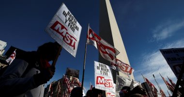 اضراب عمالى ليوم واحد ضد سياسات حكومة الأرجنتين بسبب اجراءات التقشف