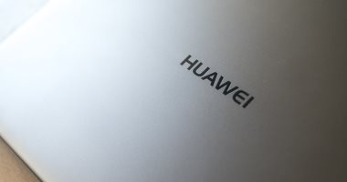 جمعية (IEEE) ترفع القيود المفروضة على علماء شركة Huawei