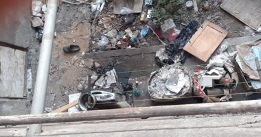 القمامة تحاصر المنازل فى شارع الشبراوى بالخلفاوى التابع لـ شبرا مصر