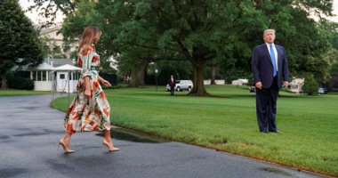 صور.. ترامب وزوجته ميلانيا يغادران الولايات المتحدة فى طريقهما إلى لندن