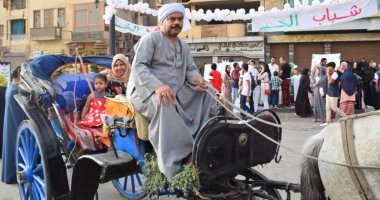 صور.. الحنطور والكورنيش والمراكب النيلية أبرز مظاهر احتفالات العيد بالأقصر