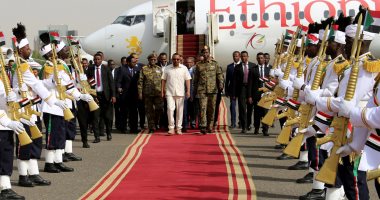 رئيس وزراء إثيوبيا يجتمع مع قادة الجيش فى السودان