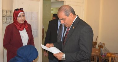 رئيس جامعة الأزهر يتابع سير الامتحانات بكليات القاهرة
