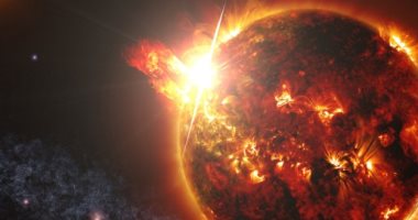 ناسا ترصد ثوراناً شمسياً ضخماً من نجم بعيد