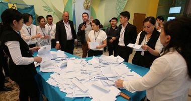 صور.. 77 % نسبة التصويت فى الانتخابات الرئاسية بكازاخستان
