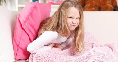 لو طفلك بيشتكى من معدته.. 8 أسباب لألم البطن عند الأطفال