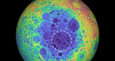 علماء يكتشفون كتلة معدنية ضخمة وغامضة فى الجانب المظلم من القمر