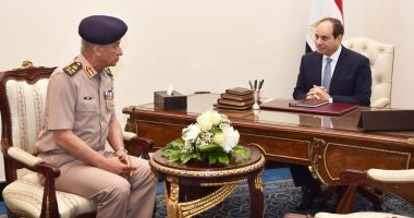 الرئيس السيسى يستقبل وزير الدفاع والإنتاج الحربى