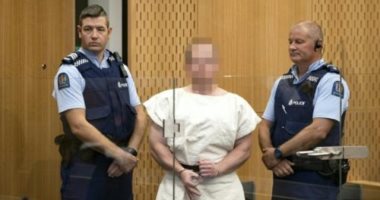 محكمة نيوزيلندية توجه 92 تهمة لمنفذ الهجوم على مسجدين فى كرايستشيرش