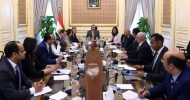 رئيس الوزراء يكلف بسرعة إنهاء إجراءات تمويل أصحاب الورش بمدينة دمياط للأثاث