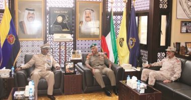 رئيس أركان الكويت بحث مع قائد قوات الصومال المواضيع ذات الاهتمام المشترك