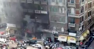 فيديو.. الحماية المدنية بالإسكندرية تسيطر على حريق بمحطة الرمل دون اصابات