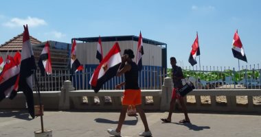 فيديو وصور.. كورنيش الإسكندرية يتزين بالأعلام والورود لاستقبال مشاهدى افتتاح أمم أفريقيا