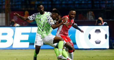 أمم أفريقيا 2019.. لاعبو نيجيريا يرفضون خوض المران قبل مواجهة غينيا 