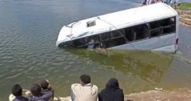 مصرع شخصين وفقدان 12 آخرين إثر سقوط حافلة فى نهر شمال الصين