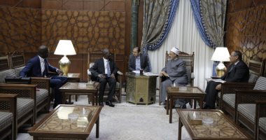 سفير سيراليون بالقاهرة: نتطلع لمزيد من دعم الأزهر لمواجهة الفكر المنحرف