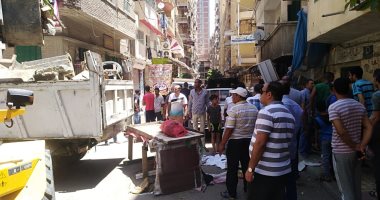 صور.. التحفظ على أكثر من 50 حالة إشغال طريق فى حملة مكبرة شرق الإسكندرية