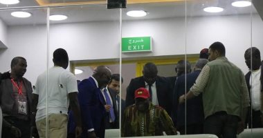 صور.. رئيس غانا يحضر مباراة منتخب بلاده وبنين باستاد الإسماعيلية 
