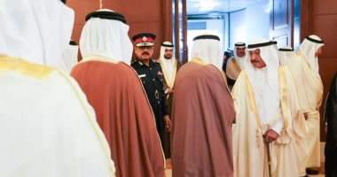 رئيس الوزراء البحرينى يعود للمملكة بعد زيارة خاصة إلى تايلند