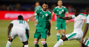 مدافع الجزائر: التنظيم والكرة الجماعية وراء الفوز على السنغال