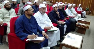صور.. دورة تدريبية لأئمة المساجد للتوعية بمخاطر الألغام في مطروح