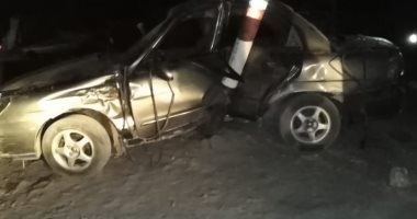 إصابة شخصين فى حادث تصادم سيارة ملاكى بعمود إنارة بأسيوط