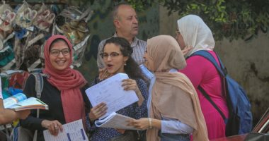 أولياء أمور طلاب أولى ثانوى يطالبون باستلام التظلمات على نتيجة امتحان مايو