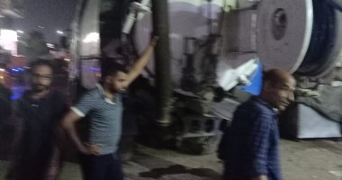 استجابة لصحافة المواطن.. صرف الجيزة تسحب المياه من شارع المسابك فى بشتيل
