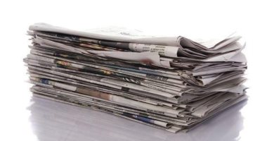 إيقاف توزيع الصحف الورقية فى بعض مناطق السعودية بسبب انخفاض عدد القراء