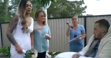 فيديو.. فتاة تتزوج من حبيبها المريض بسرطان المخ قبل وفاته بيوم فى نيوزيلندا