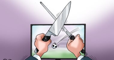 سكاكين الأعداء تتربص بمنتخب مصر فى كاريكاتير اليوم السابع