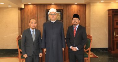 أمين "البحوث الإسلامية" يلتقى وفدًا ماليزيًا لبحث التعاون العلمى والثقافى 