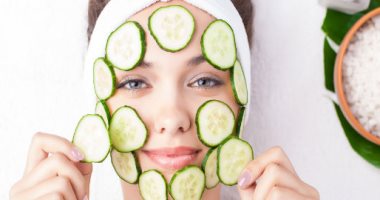 8 فوائد للخيار على بشرتك.. يخلصك من الهالات السوداء ويساعد فى نعومة الجلد