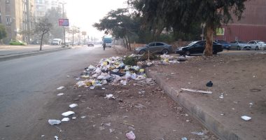 قارئ يشكو من تراكم القمامة بشارع مجمع المدارس بمنطقة بشتيل