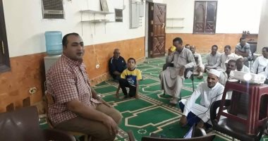 صور .. حملات فى مساجد الوادى الجديد لتوعية المزارعين بمراحل رعاية محصول البلح