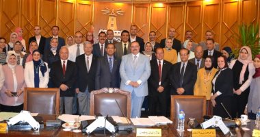 جامعة الإسكندرية تناقش ملفات التطوير الإدارى والمشروعات البحثية