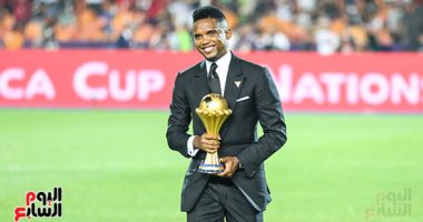 إيتو: حان الوقت لمنح جائزة الكرة الذهبية إلى لاعب أفريقى