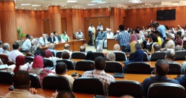 محافظ بورسعيد: الدولة انفقت 70 مليون جنية في 4 أيام لإزالة ورد النيل 