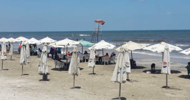 صور.. تعرف على شاطئ بورسعيد "قبلة المصطافين" على ضفاف البحر الأبيض المتوسط