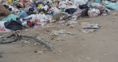 شكوى من تراكم القمامة بالقرب من محطة مترو فيصل