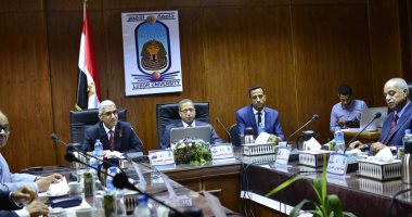  رئيس جامعة الأقصر: تجهيز الكليات للعام الجديد وخطوات جادة لإنشاء مقر بمدينة طيبة