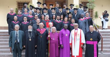 الكنيسة الأسقفية تحتفل بتخريج دفعة جديدة من كلية اللاهوت الإنجليكانية 