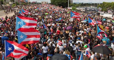 صور.. مظاهرات حاشدة فى بورتوريكو للمطالبة باستقالة حاكم الجزيرة